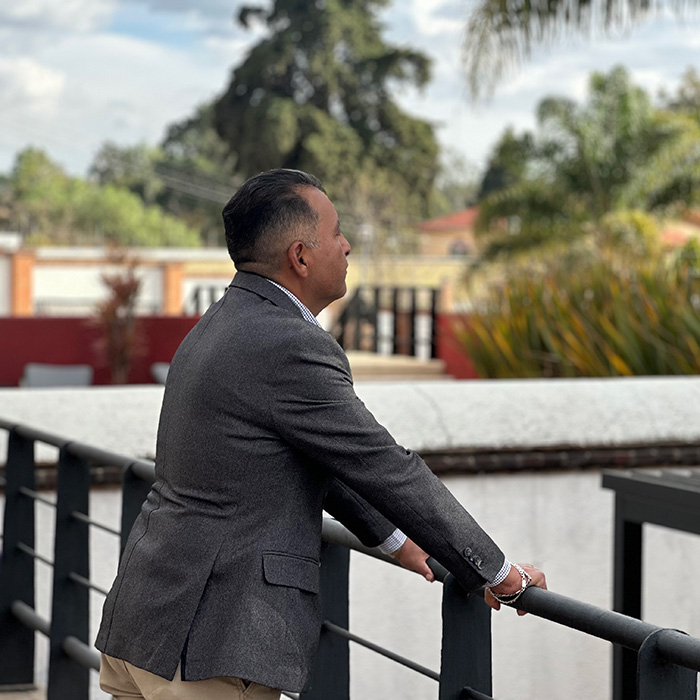 Dr. Enrique Téllez Meza